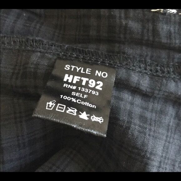 𝅺BABYDOLL Blouse with Bell Sleeves in Black - Picture 9 of 12